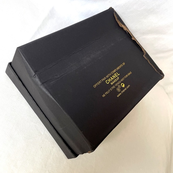 NEW CC Pink Tweed Crossbody Bag - Picture 11 of 12